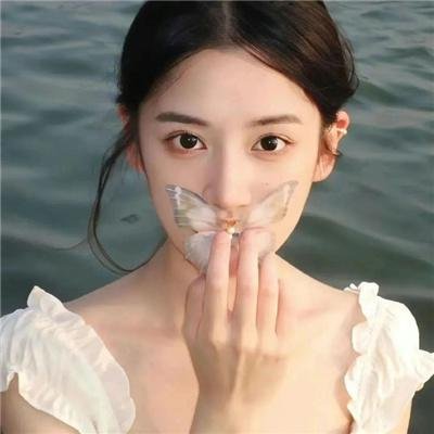 辣妹与恐龙